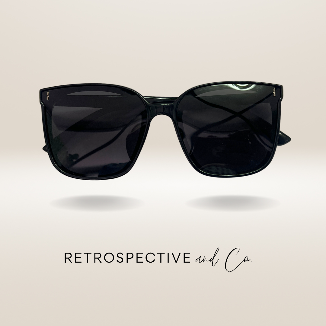 Emery Oversized Sunglasses [Black) – Red Hot Blue Design T/A