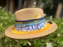 Load image into Gallery viewer, Summer in Cypres Panama Hat [biscuit]
