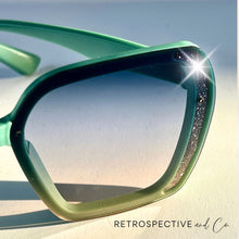 Load image into Gallery viewer, Odean Oversized Square Sunglasses [Green]
