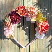 Load image into Gallery viewer, Calla Vintage Flower crown [small]
