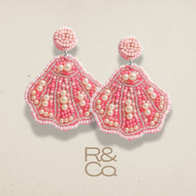 Load image into Gallery viewer, Pearly Shelly Beaded Drop earrings [pink]
