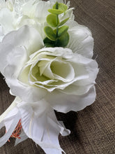 Load image into Gallery viewer, Blanca Flora Flower Crown
