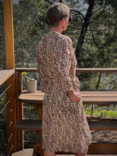 Load image into Gallery viewer, Elani Shirt Dress [leopard]
