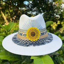 Load image into Gallery viewer, Helios Sunflower panama Panama Hat [white]
