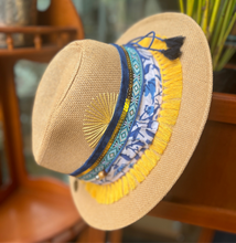 Load image into Gallery viewer, Summer in Cypres Panama Hat [biscuit]
