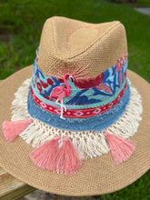 Load image into Gallery viewer, Rosada blush flamingo Panama Hat [sand]
