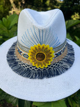 Load image into Gallery viewer, Helios Sunflower panama Panama Hat [white]
