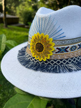 Load image into Gallery viewer, Helios Sunflower panama Panama Hat [white]
