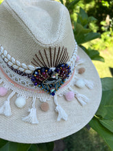 Load image into Gallery viewer, Sacred Heart Panama Hat [cream]
