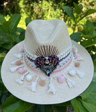 Load image into Gallery viewer, Sacred Heart Panama Hat [cream]

