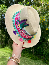 Load image into Gallery viewer, Coronet Hummingbird Panama Hat [cream]
