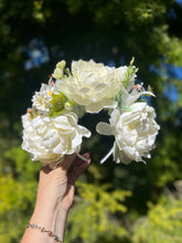 Load image into Gallery viewer, Blanca Flora Flower Crown [Large]
