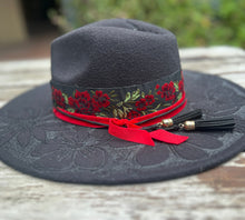Load image into Gallery viewer, Rose senorita botanical Wide Brim Fedora with tar drop top [Black]
