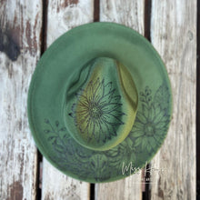 Load image into Gallery viewer, Veld Flowers and Skull Fedora [Green]
