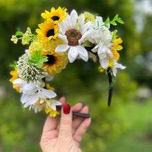 Load image into Gallery viewer, Sunflower Summer Crown [Medium]
