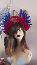 Load and play video in Gallery viewer, Aves Goddess feather &amp; Flora Crown
