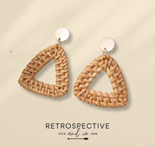 Load image into Gallery viewer, Myan Beach Rattan Earrings [Natural]
