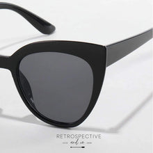 Load image into Gallery viewer, Isla Cat Eye Sunglasses [Black]
