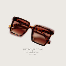 Load image into Gallery viewer, Everly large square Sunglasses [Tortoise Shell]
