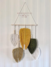Load image into Gallery viewer, Taylor Multi Leaf Macrame Hanging [Multi]
